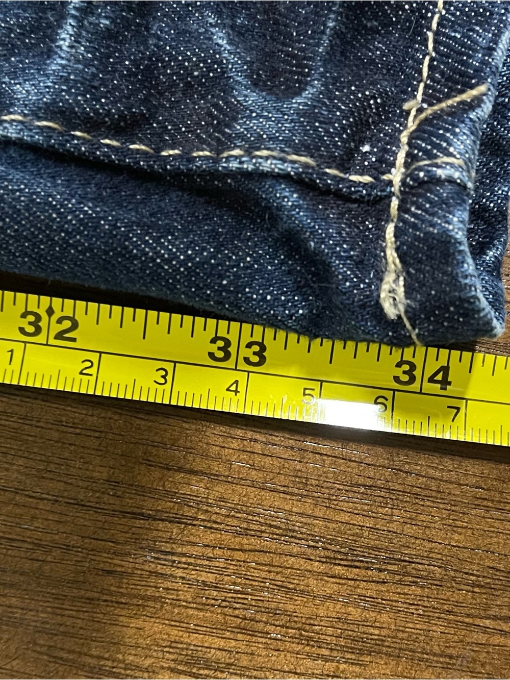 GUESS Men's Straight Jeans - Faded Blue Wash - Picture 6 of 6